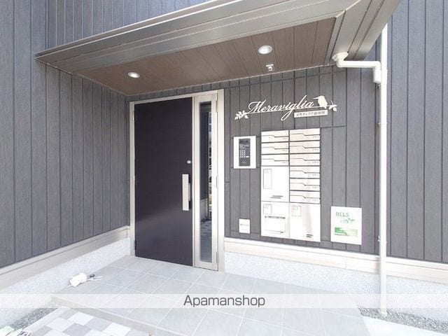 メラヴィリア昭和町の玄関写真