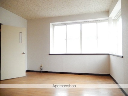 プライベートハウス[1LDK/42m2]のリビング・居間