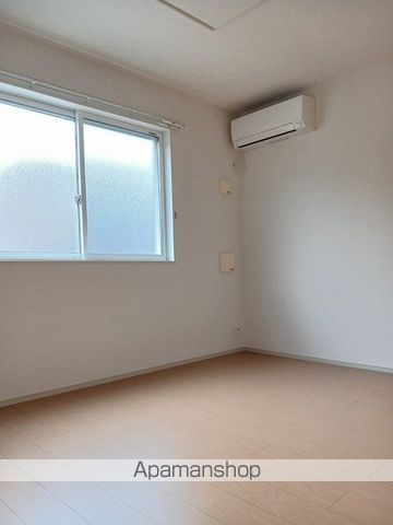 エムズ サニー ガーデンXIIIの内装写真