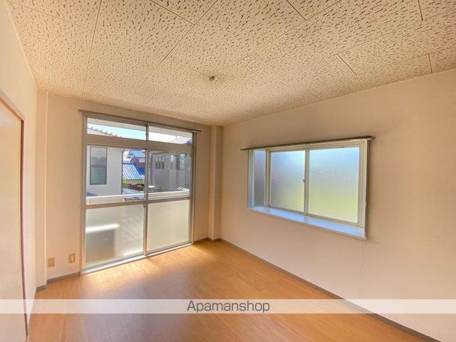 エルディム川西の内装写真
