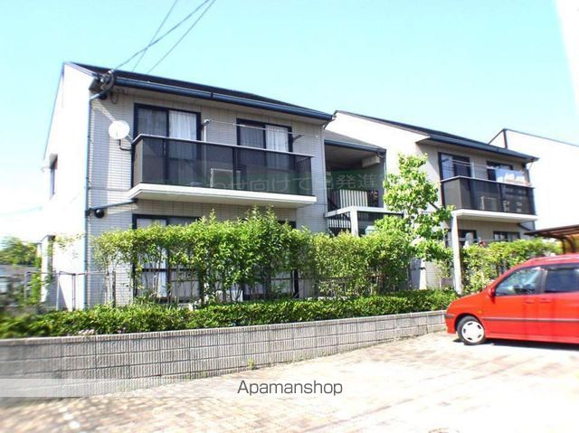 ラフォーレ原田の玄関写真