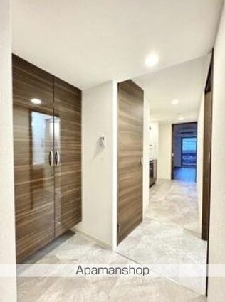 ＳーＲＥＳＩＤＥＮＣＥ中新町ａｖｅｌｉｓ[1K/29.04m2]の玄関