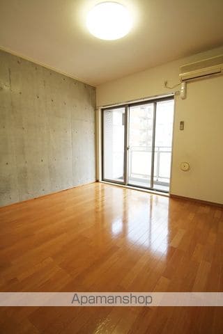 ヴィルラフィーネ東新宿の内装写真