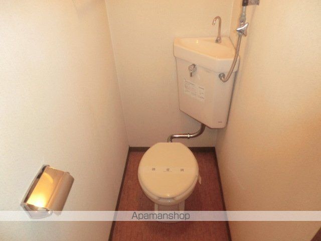 シャネル麻生参番館の内装写真