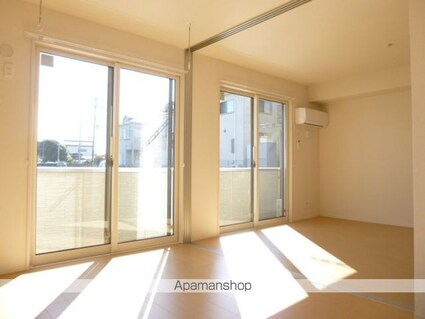 フェリーチェ　Ａ[2LDK/53.79m2]のリビング・居間