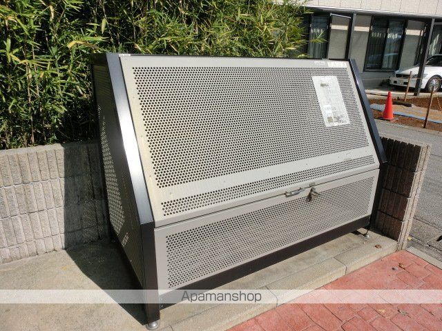 コーポセレッソの玄関写真
