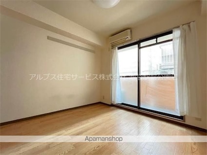 ルート若松町マンション[1K/17.36m2]のリビング・居間