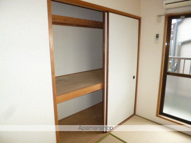 ドイ マンションの内装写真