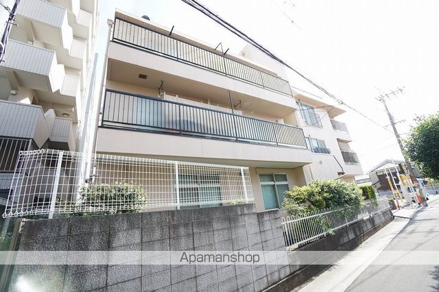 木下第1マンションの外観写真