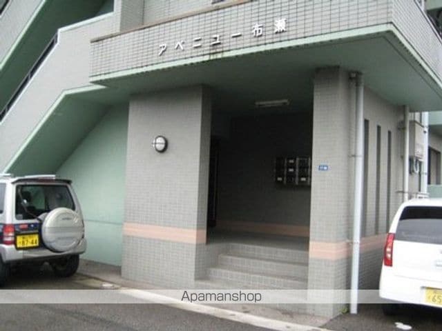 アベニュー布瀬の玄関写真