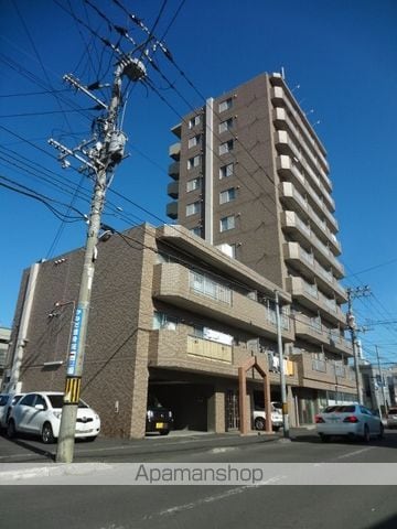コスモ本町の外観写真
