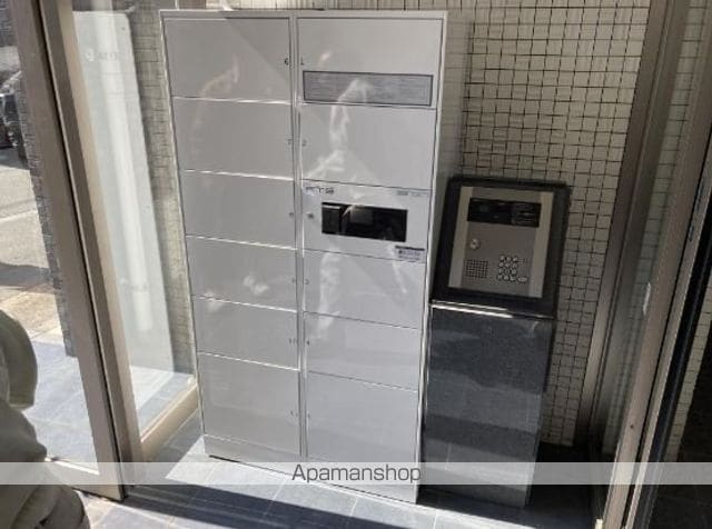 クロノス29新町の玄関写真