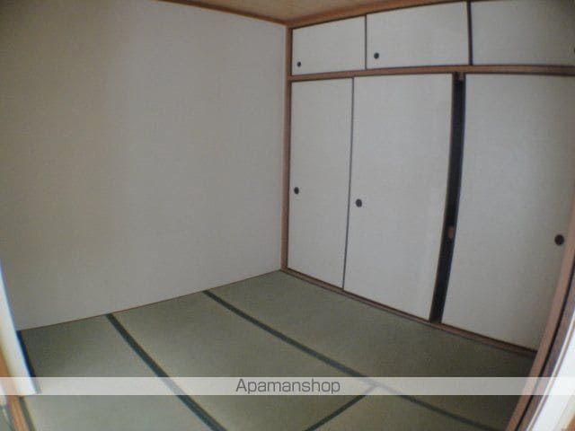 香里ヶ丘II番館の内装写真
