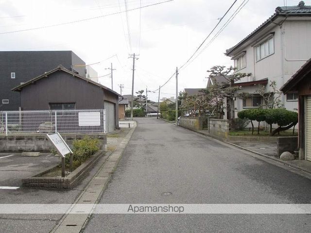 リーヴァ・プレッソAの周辺写真