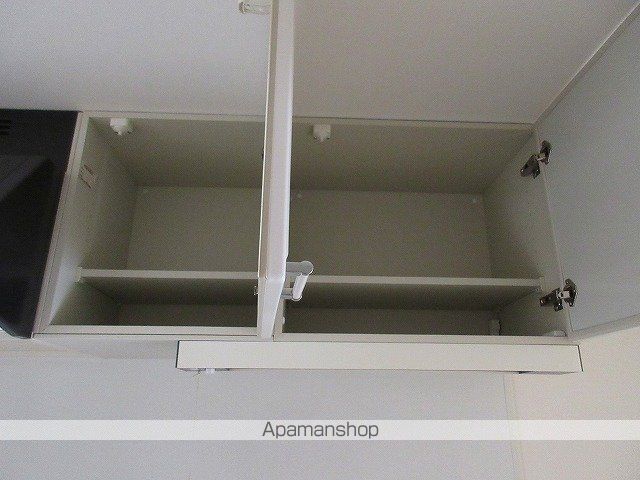 ファーストクラス空港西の内装写真