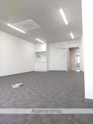 サンブレストビル[事務所/36.36m2]のリビング・居間