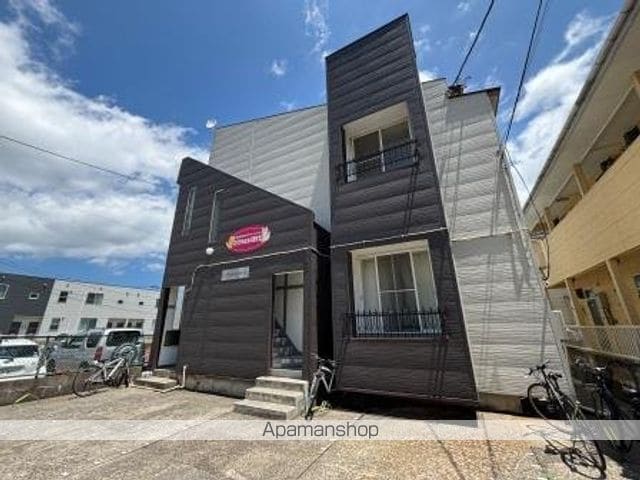 ロイヤルヒルズ桜ヶ丘の外観写真