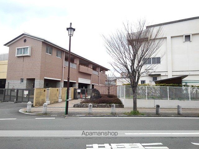 グレイシャス山下の周辺写真