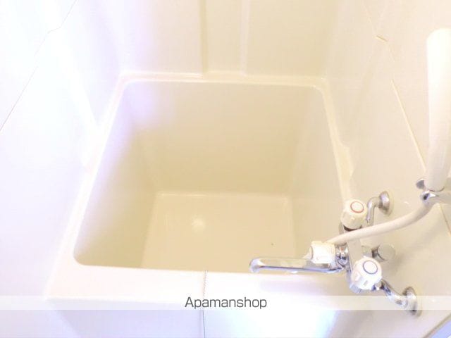 East Village apartmentの内装写真
