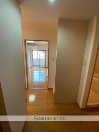 アルカディア西内町[2K/34.19m2]の玄関