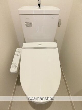 リブリ・ピアッツァ喜多見[1K/22.05m2]のトイレ