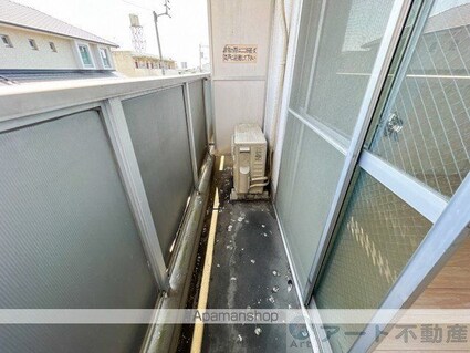 アルト雄郡　東棟[1R/22.9m2]のバルコニー