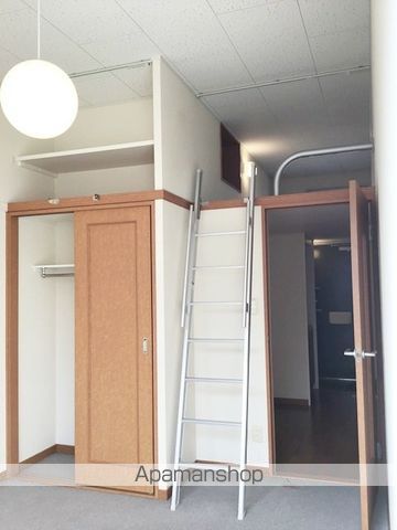 レオパレスセリブレートIVの内装写真