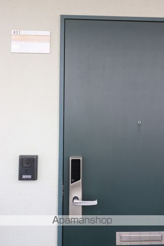 カルサイトの玄関写真