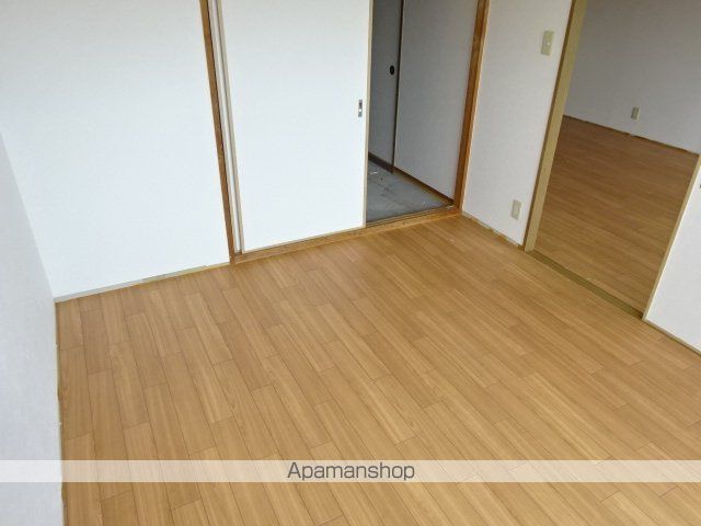 プラウクリエイトの内装写真