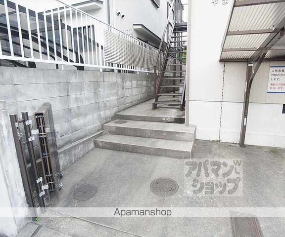 やまだハイツの玄関写真