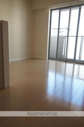 ＰＲＩＭＥ　ＵＲＢＡＮ　東中野　ＣＯＵＲＴ[1K/25.64m2]のリビング・居間