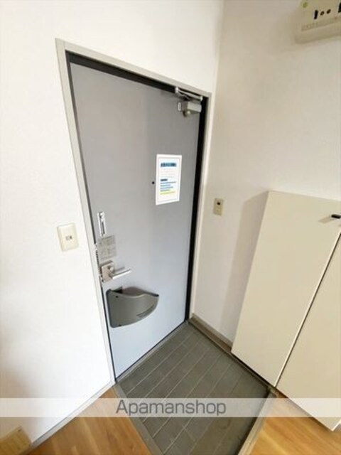 岡山県倉敷市宮前[1K/27.08m2]の玄関