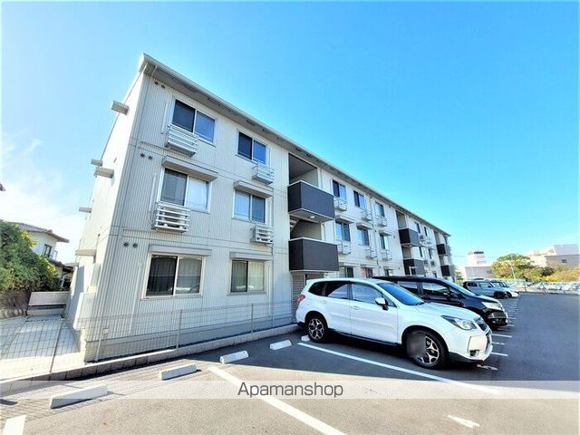 イオメール折尾 A棟