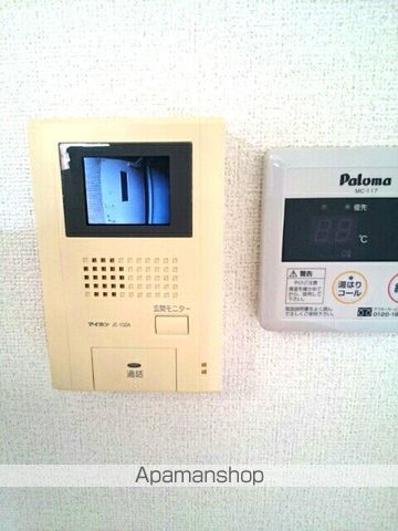 ヴィラ スクエアEの内装写真