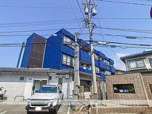 シャトー220の外観写真