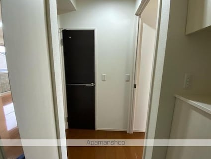 桜サライ[1LDK/47.49m2]の玄関