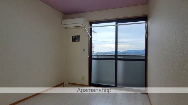 シャインヒル Bの内装写真