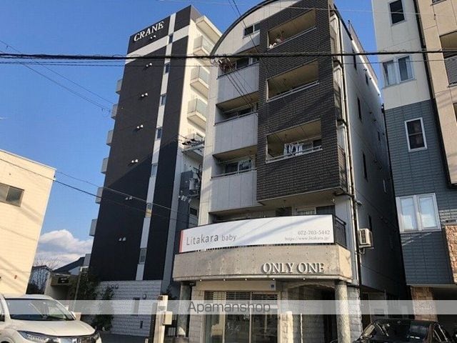 ONLY ONE小花の外観写真