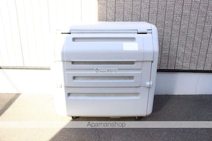 ミストラル[2LDK/46.37m2]の共用部7