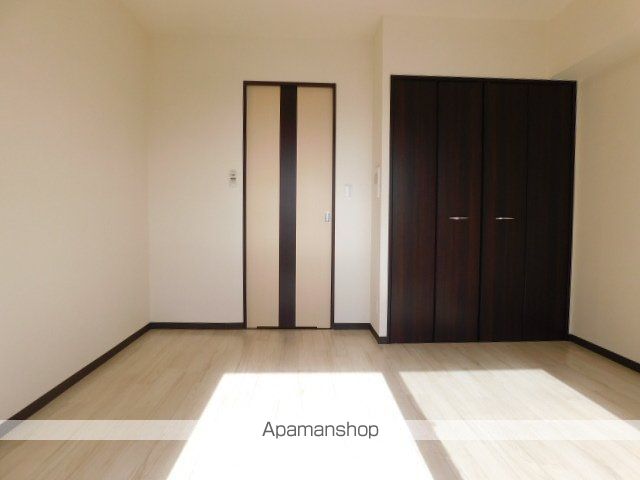 アーバンフラッツ西中島の内装写真