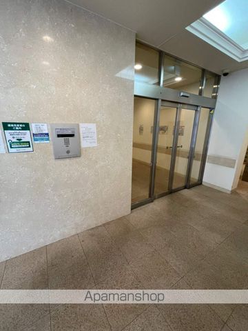 ウィルテラス千葉中央の玄関写真