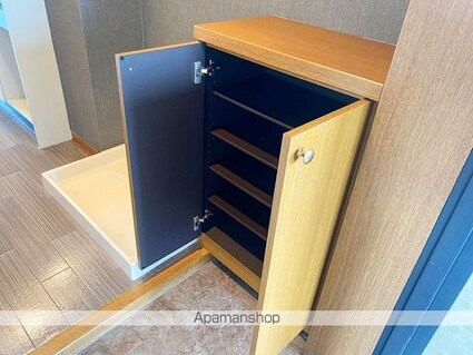 クリエイティブ１２[1K/21.82m2]の玄関