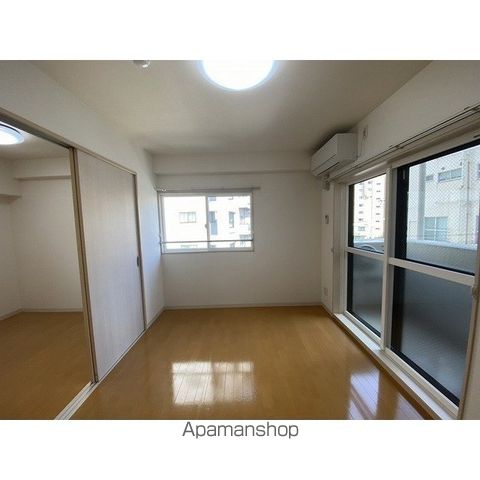 ブレイカーズ萬代の内装写真