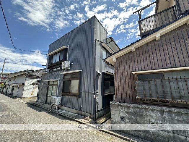 吉方温泉3丁目606借家の外観写真