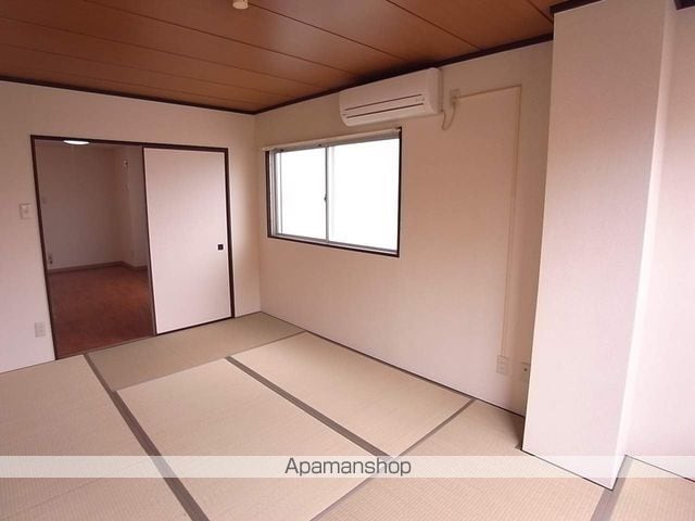 アーバン寺町の内装写真