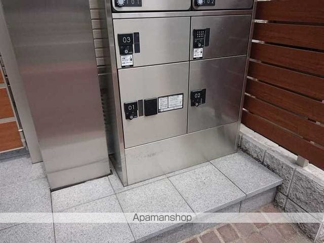 ファミユDの玄関写真