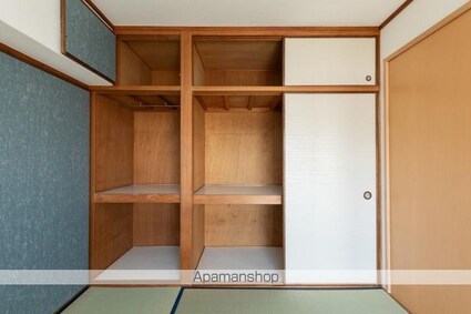 ヴィラ・アンソレイエ香西本町[2LDK/56.7m2]の収納