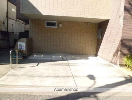 グランシャリオ阿佐ヶ谷[1LDK/36m2]の駐車場