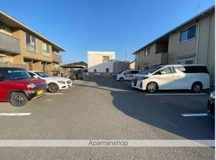 Ｄーｒｏｏｍ西浜[3LDK/87.07m2]の駐車場2