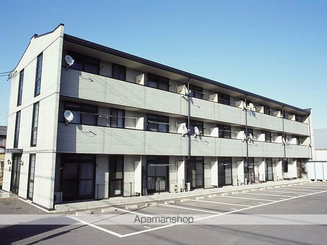 レオパレス中川216の外観写真